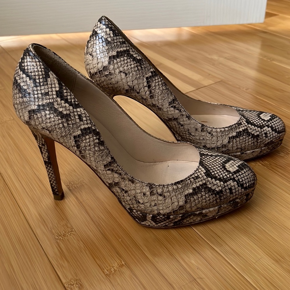L.K.Bennett snakeskin leather platform stiletto pumps size 38.5